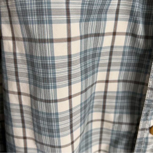 LL Bean Men’s Medium Long Sleeve Button Down Hiking Outdoor Travel Shirt Plaid - Picture 3 of 9